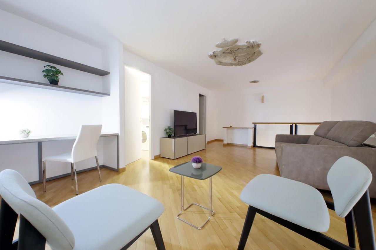 Trevi Suite Apartment - Barberini Rom Exteriör bild